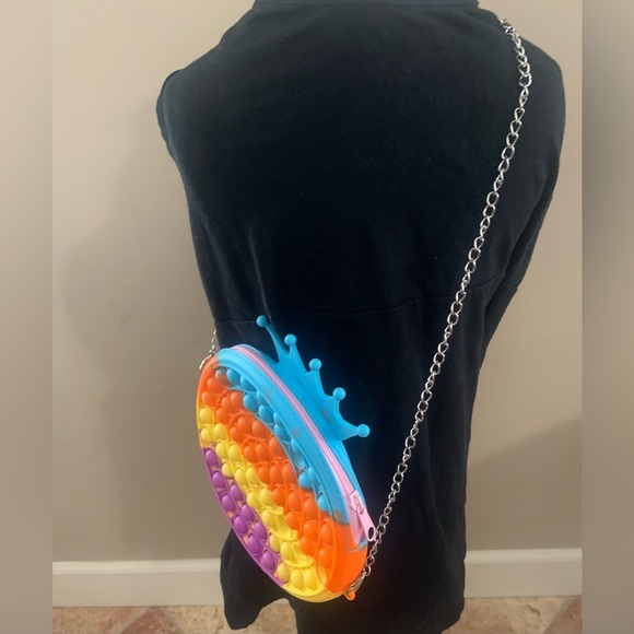 Pop-It Purses - Picture 3 of 9